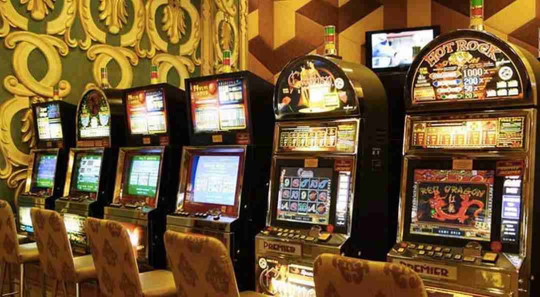 New World Casino Hotel với những máy game sang trọng 