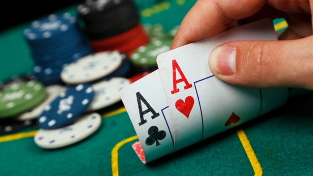 Poker là trò luôn mang đến cho khách chơi giờ phút đấu trí đỉnh cao