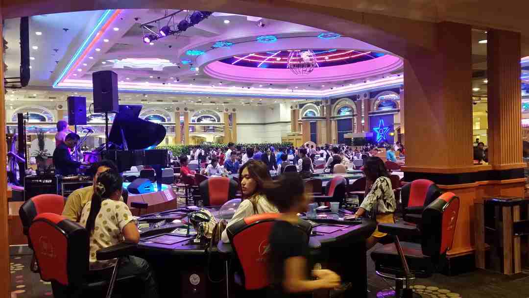 Baccarat là tựa game mê hoặc du khách nhất ở Poipet Casino